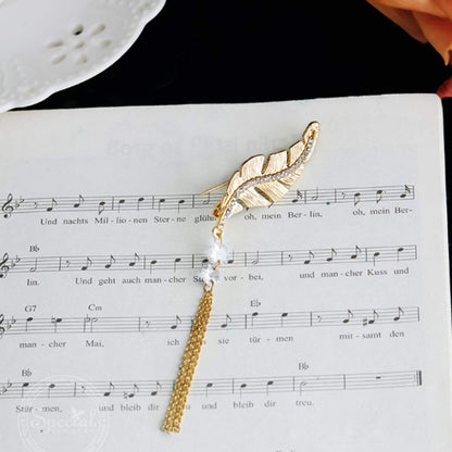 Retro Shawl Brooch Pin | Minimal Fashion Coat & Sweater Accessory