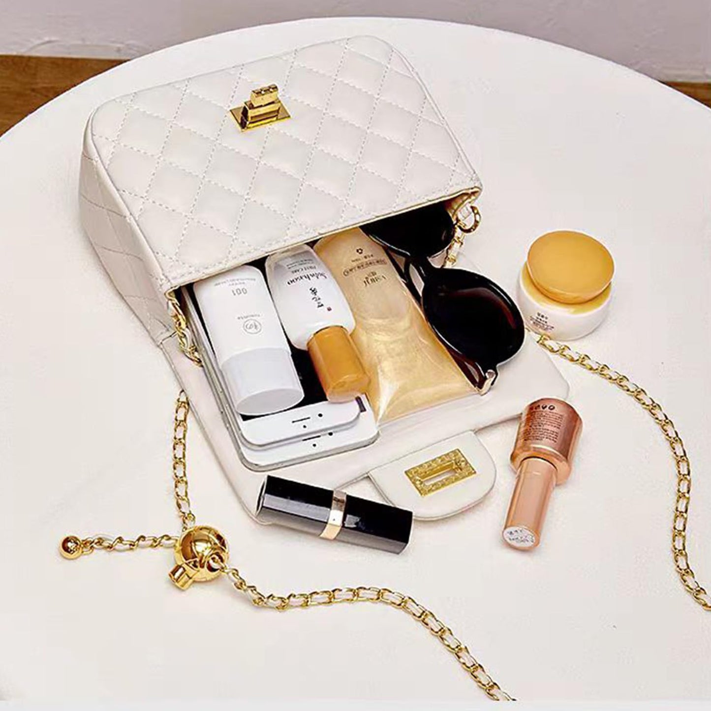 Diamond Chain Crossbody Bag | Minimal Women’s White Shoulder Bag with Adjustable Strap