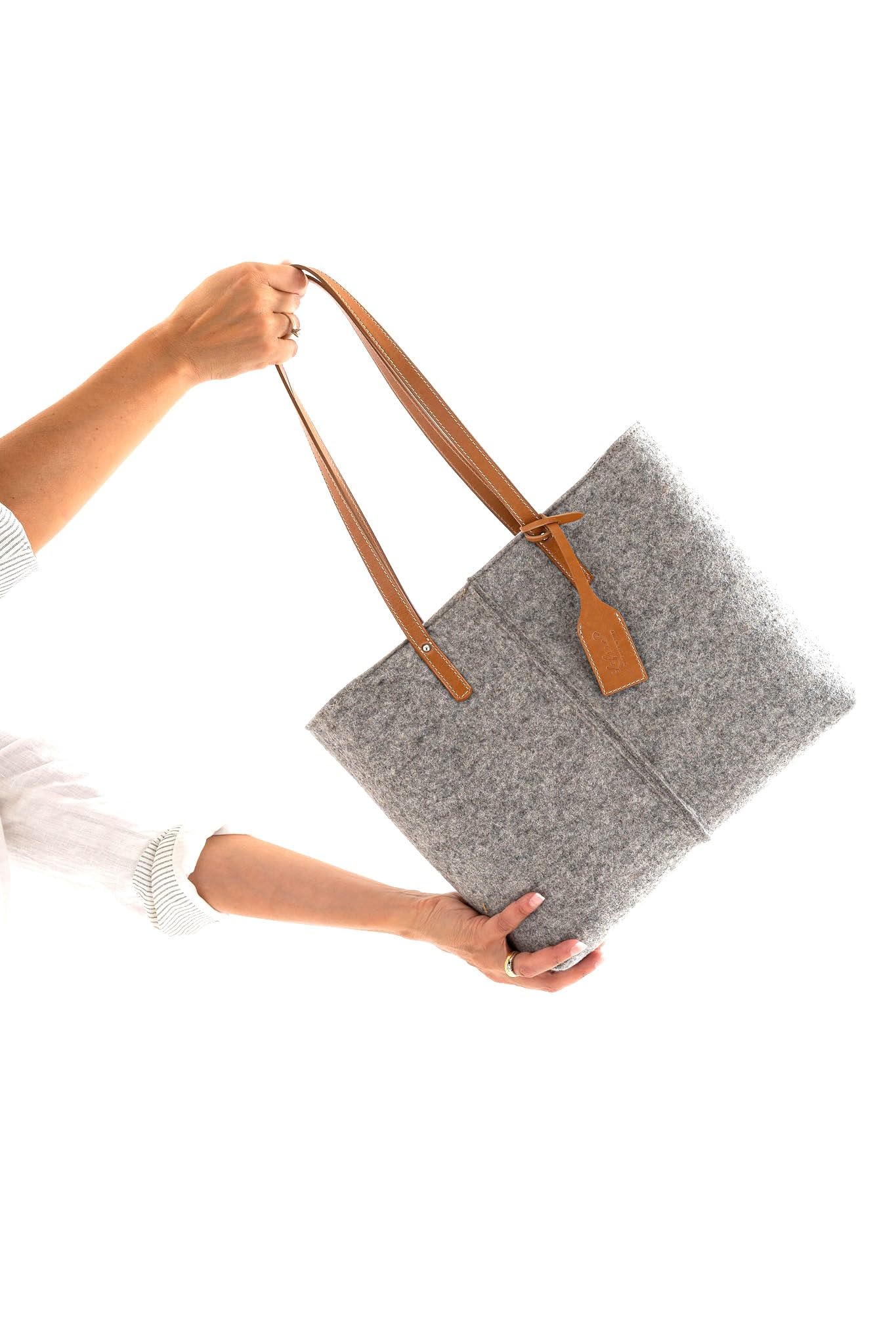 Medium Wool Felt Tote Bag | Minimal Vegan Leather Women’s Grey Fashion Tote